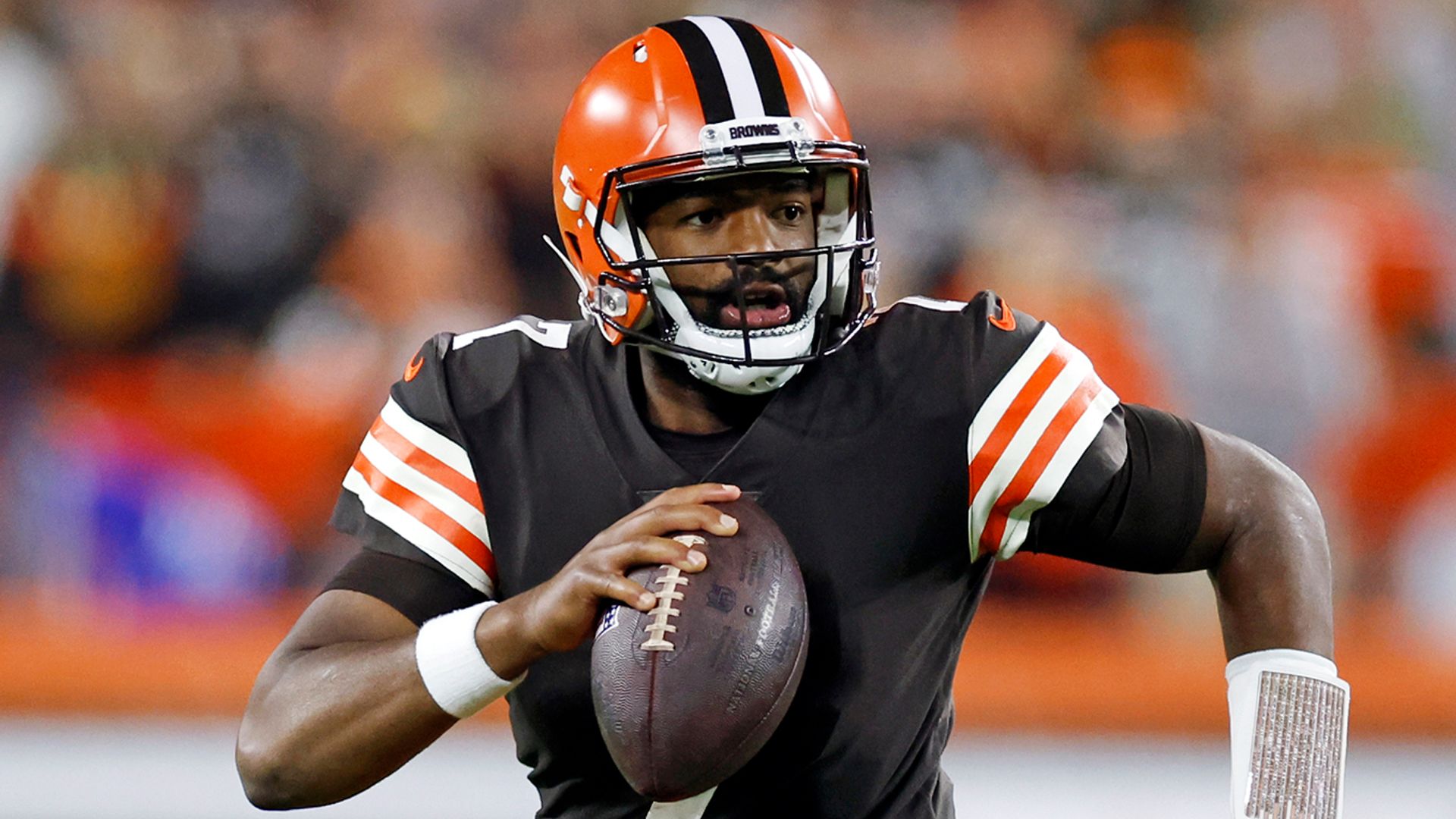 Brissett guides Browns to