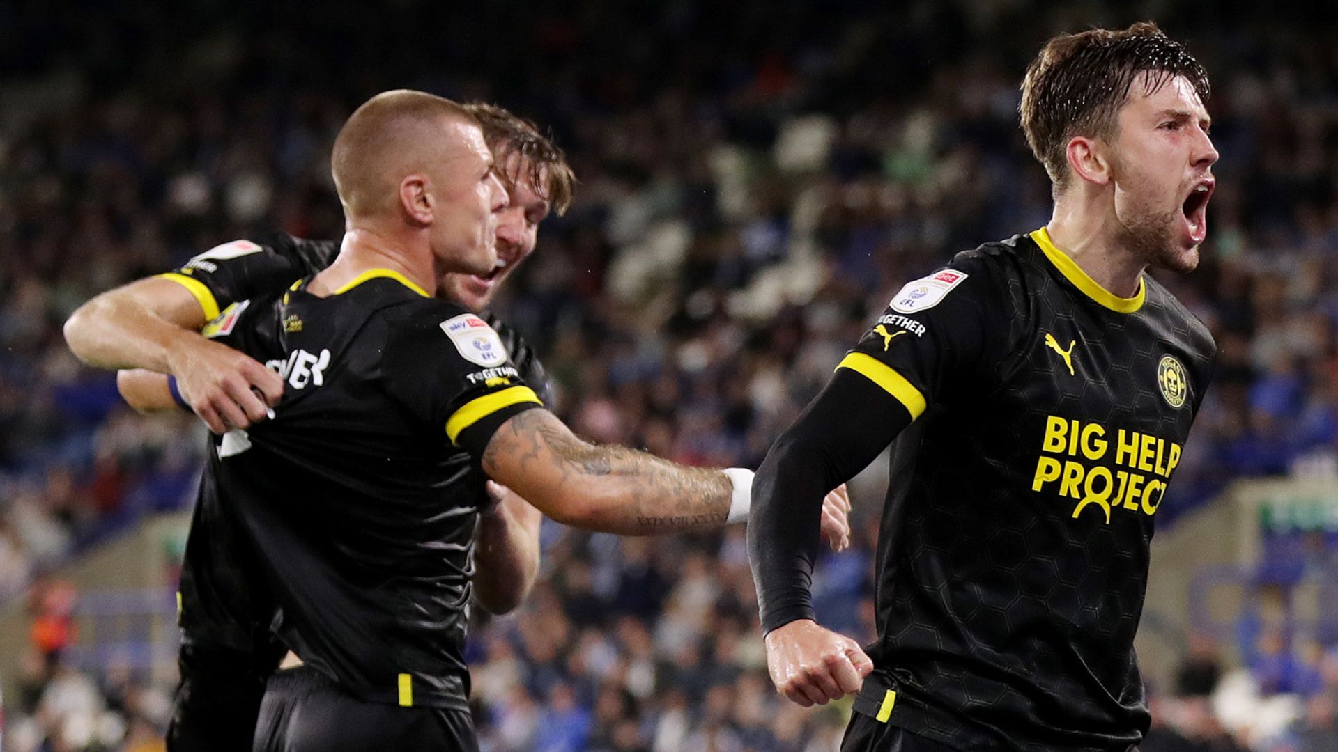 Lang strikes late to earn Wigan win
