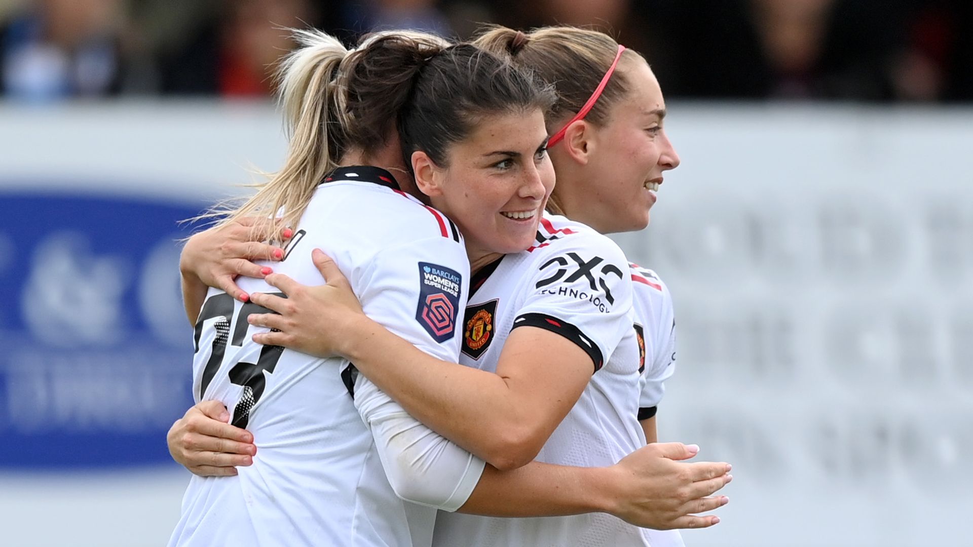 WSL: Man Utd and Villa win again | Brighton see off Reading