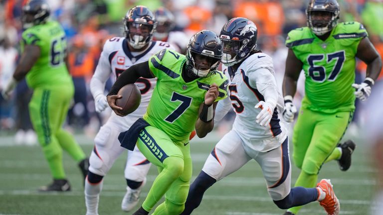 Smith and the Seahawks beat Russell Wilson's Broncos in Week One
