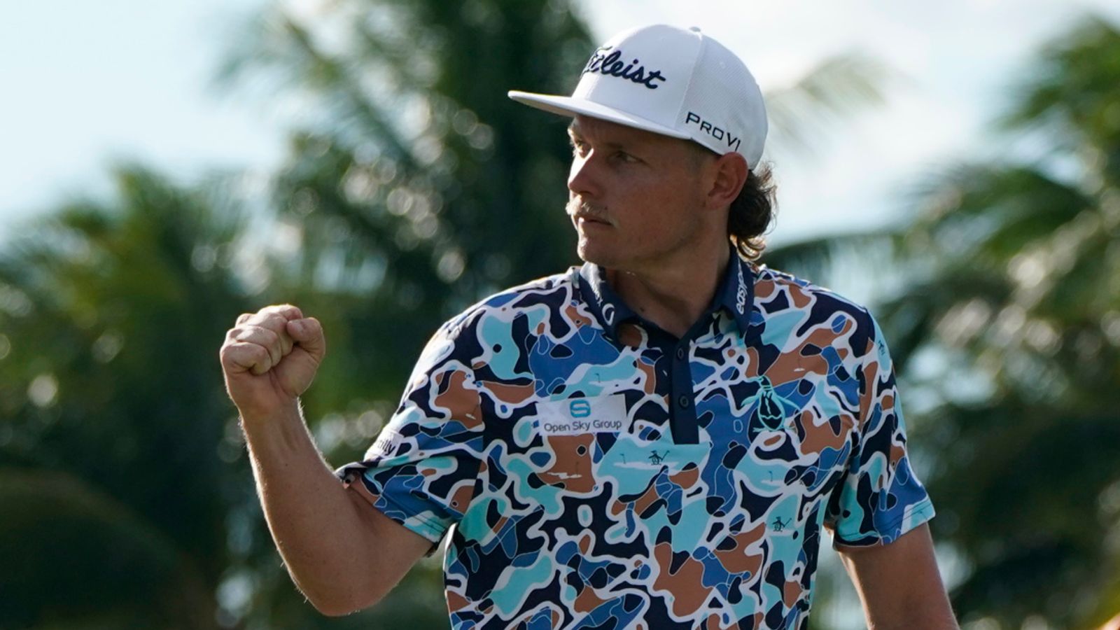 liv-golf-cameron-smith-sinks-seven-foot-birdie-putt-to-knockout-phil-mickelson-s-team-in-miami-quarter-finals