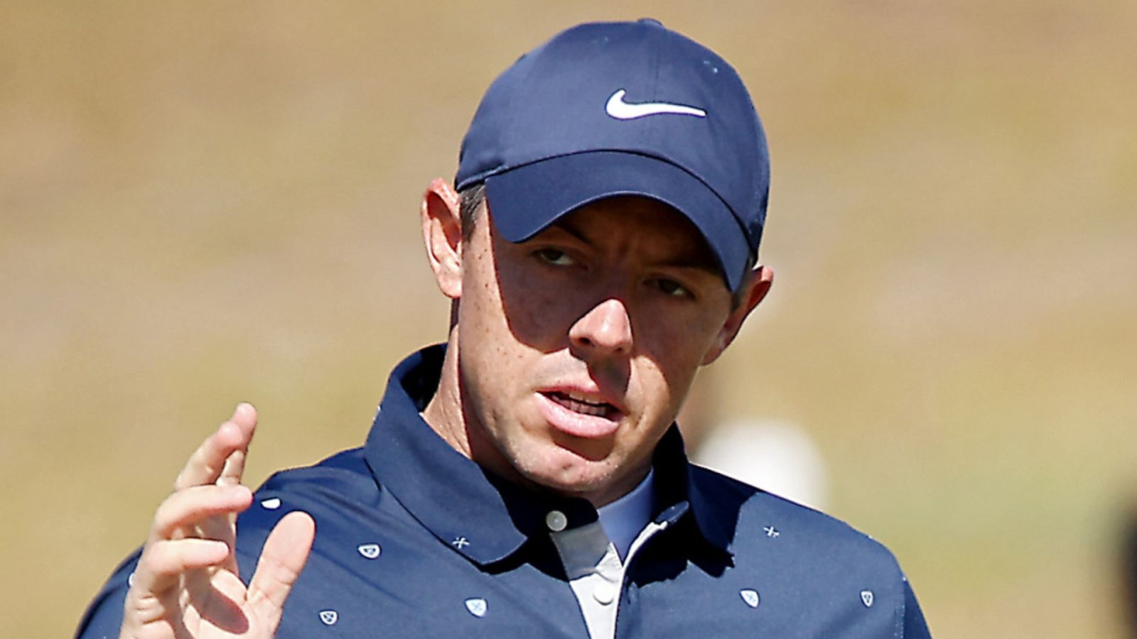 rory-mcilroy-one-off-early-lead-in-cj-cup-title-defence-as-he-closes-on-world-no-1-return