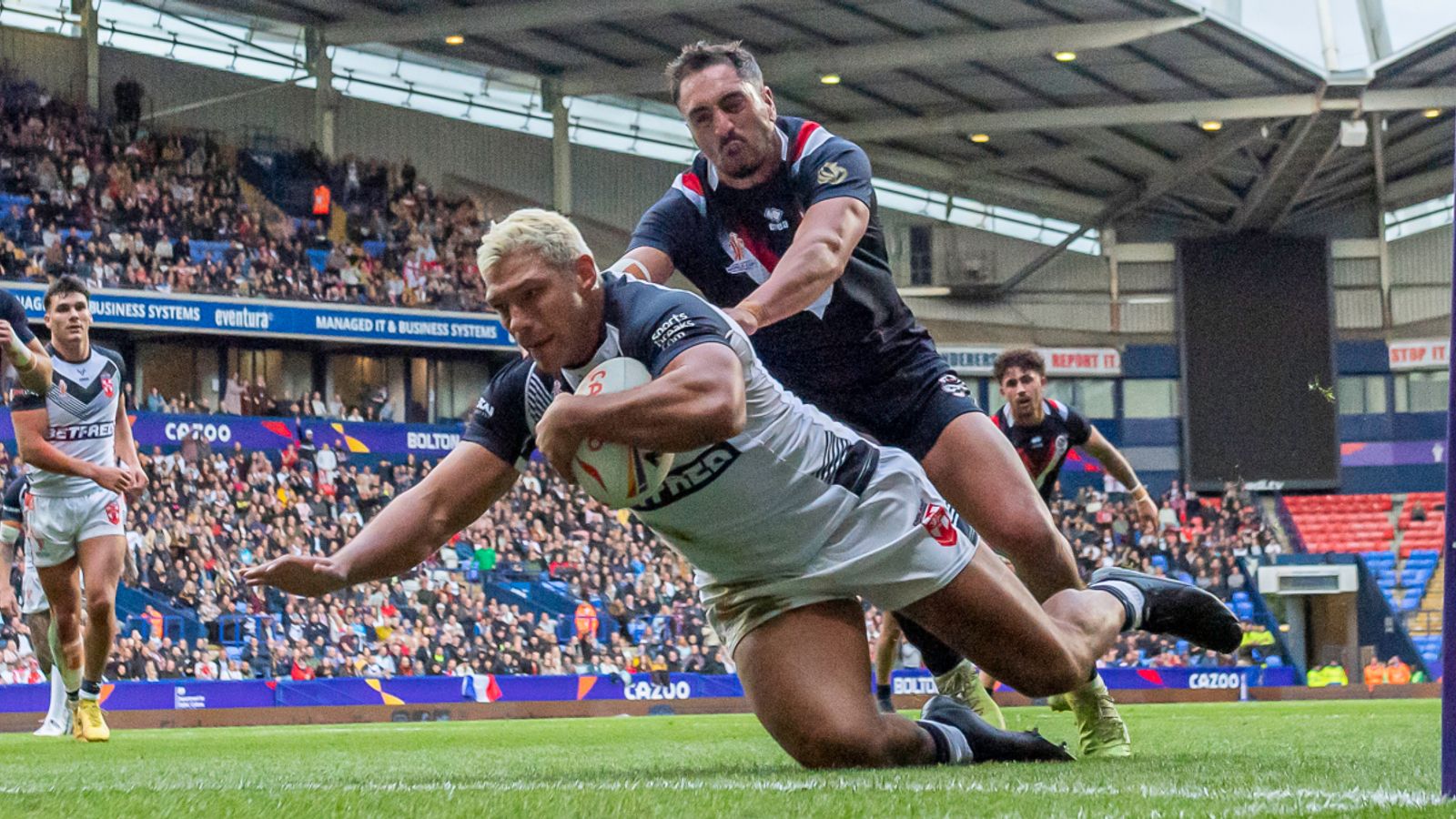 Rugby League World Cup: Ryan Hall gives Shaun Wane plenty to ponder after England’s win over France