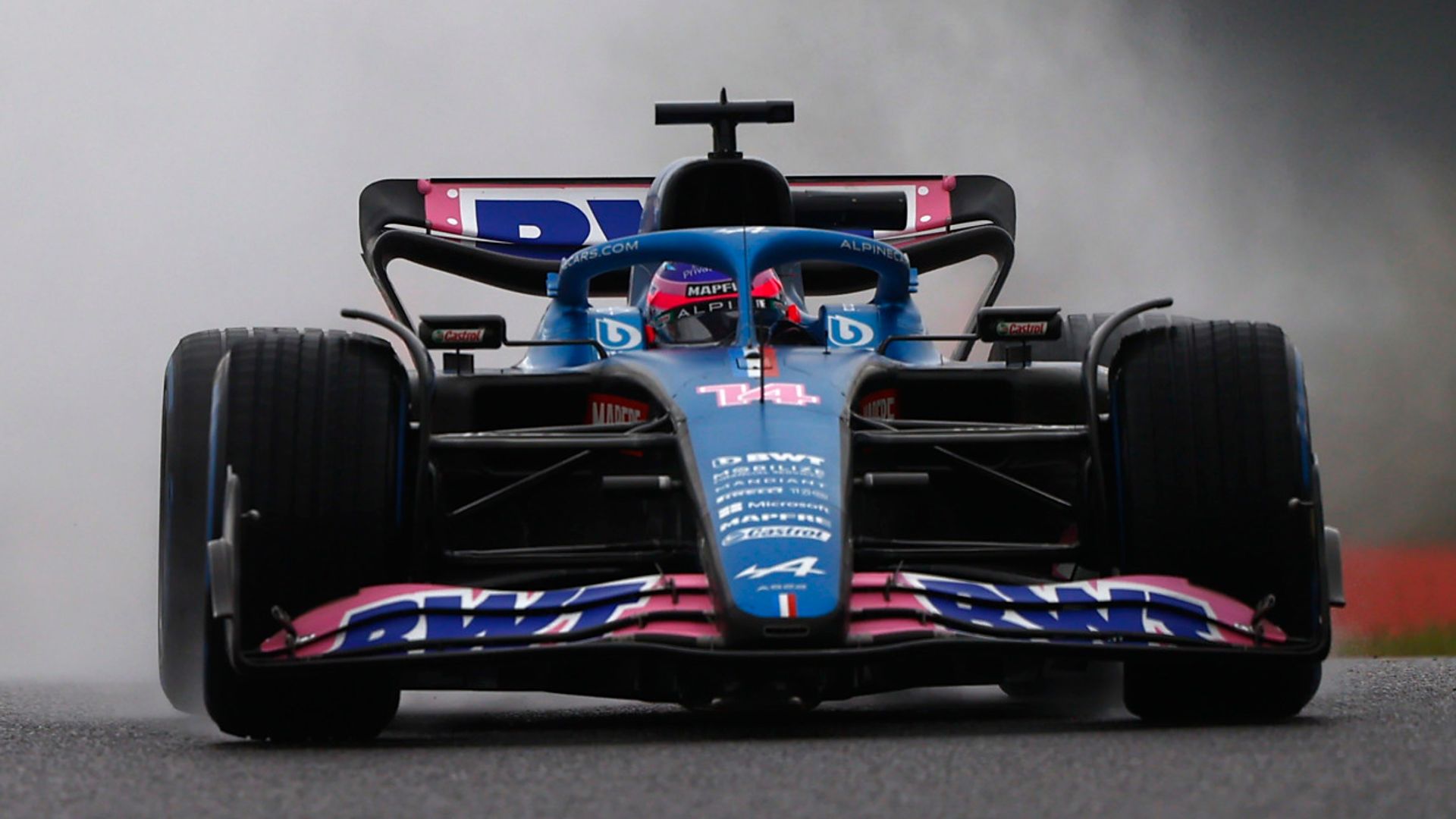 Alonso tops P1 on wet Suzuka return before Schumacher crash