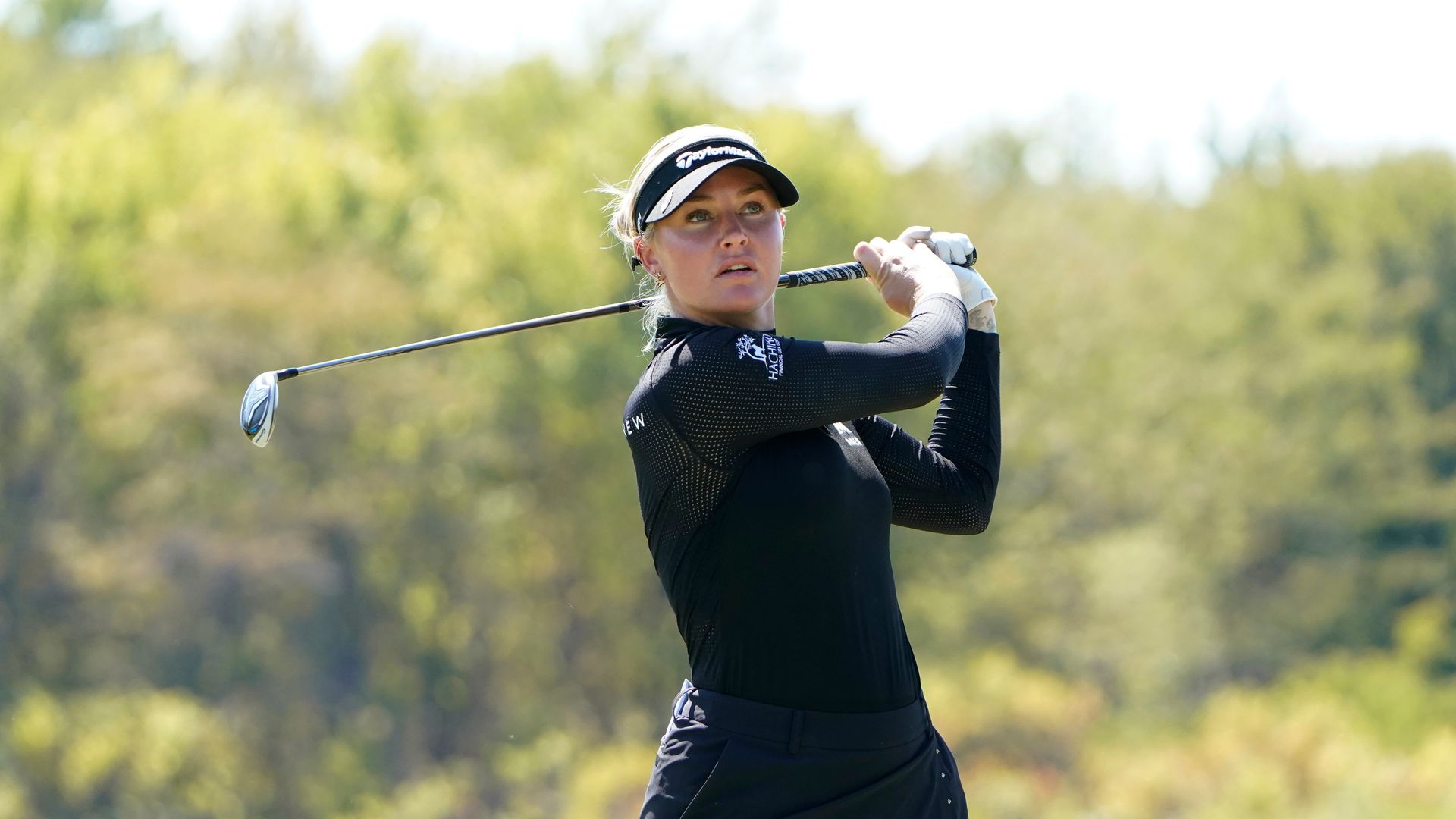 Hull hits eight birdies to take lead at The Ascendant LPGA