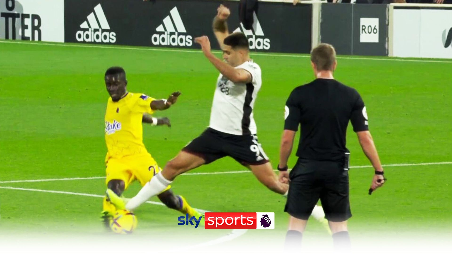 Ref Watch: Mitrovic lucky to escape red card for Gueye challenge?