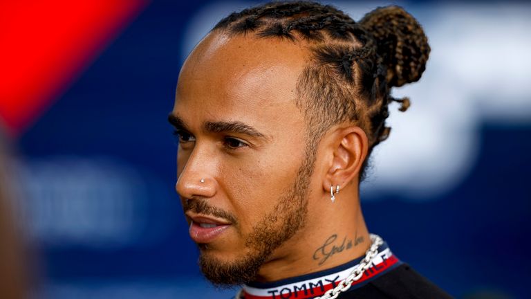 Hamilton berbicara kepada media pada hari Kamis menjelang GP Mexico City