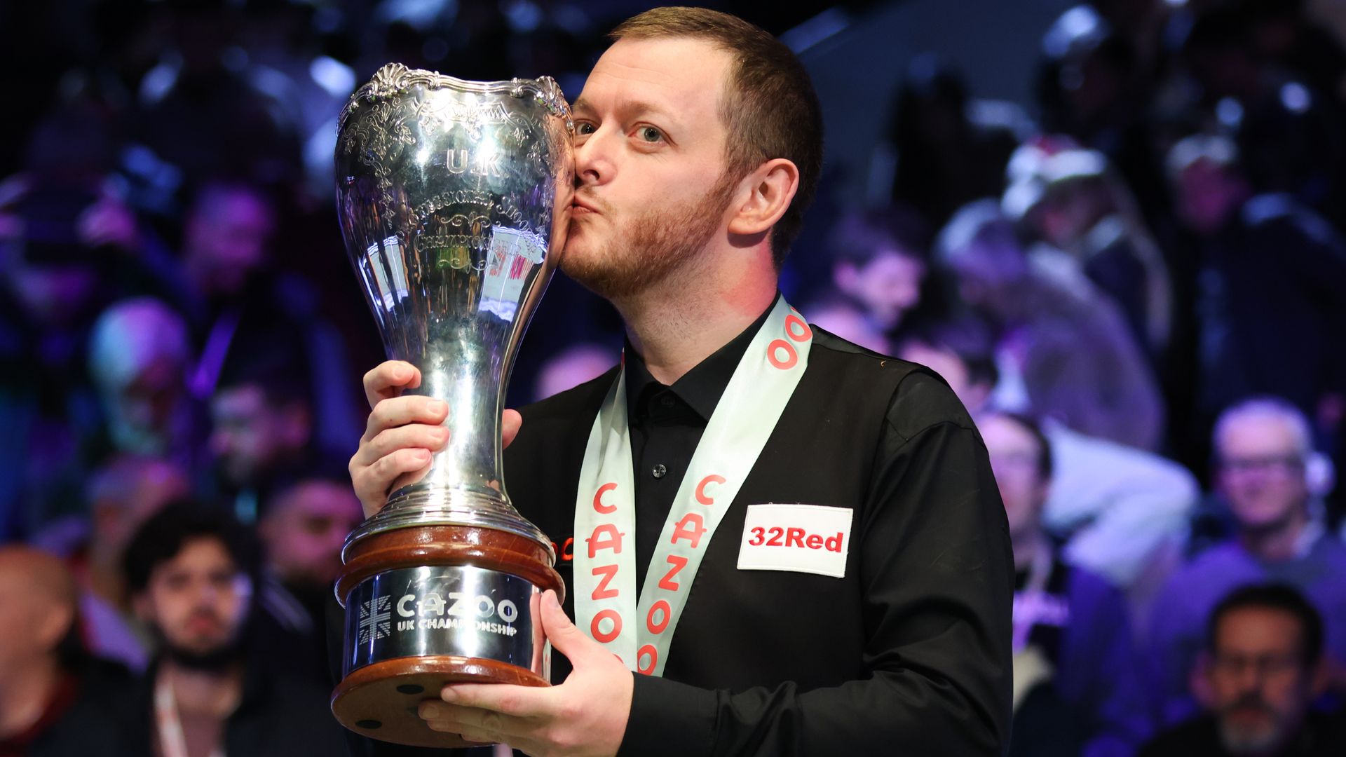 Allen wins UK Championship after superb comeback against Ding