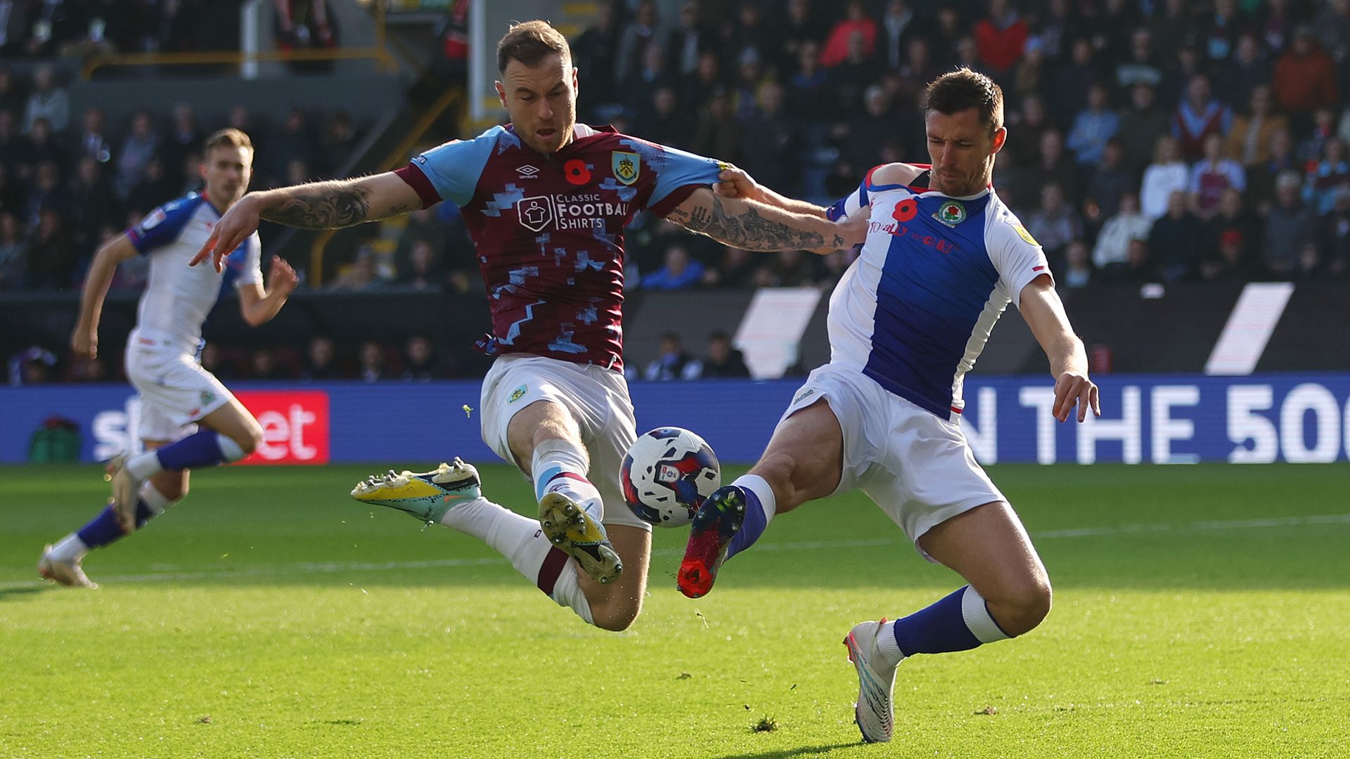 Burnley ease to derby win over Blackburn to retake top spot