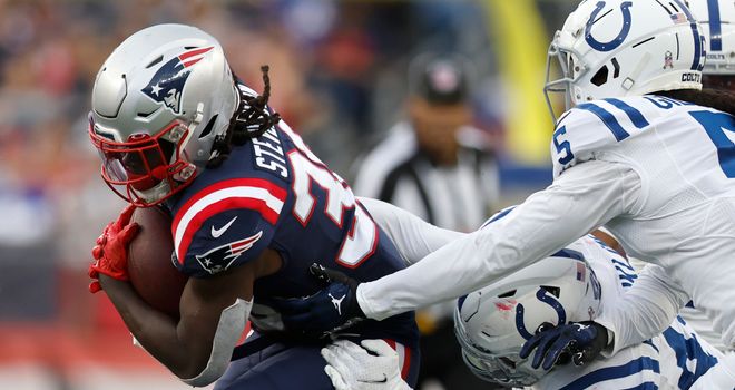 Patriots beat Colts 26-3, get 9 sacks in dominant win