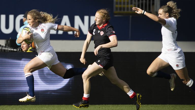 Abby Dow sprinted 65 metres of the pitch to complete a fantastic try for England