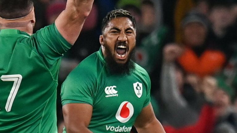 Bundee Aki scored a try on his return to the Ireland Test side after an eight-game ban 