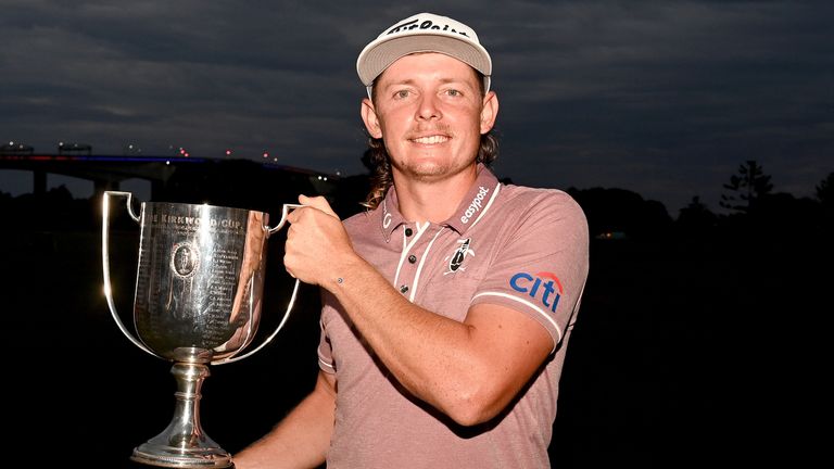 Cameron Smith soulève le trophée du championnat australien PGA