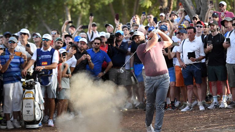 Lo más destacado del cuarto día del DP World Tour Championship, donde una gran cantidad de nombres de estrellas compitieron para terminar la temporada como el número 1 europeo