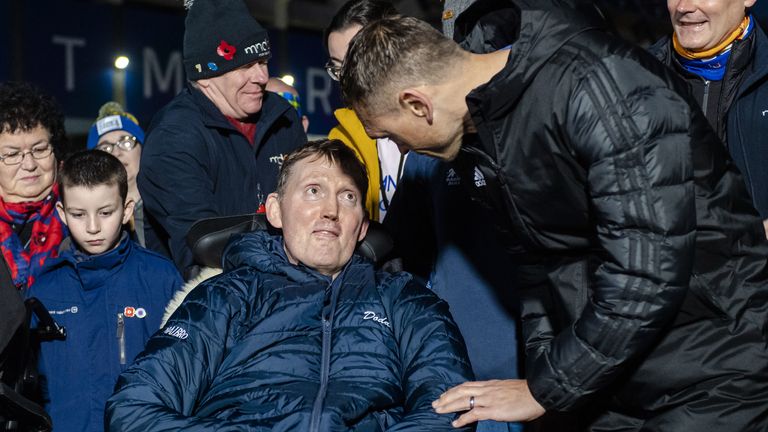 Great Scottish Rugby League Doddie Weir welcomed Kevin Sinfield on the first day of his latest fundraising challenge