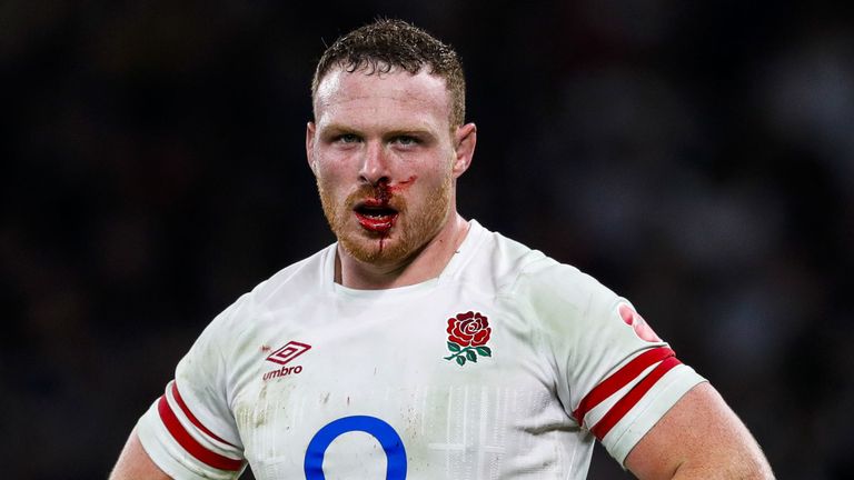 England's Sam Simmonds expects a power game when they come up against world champions South Africa 