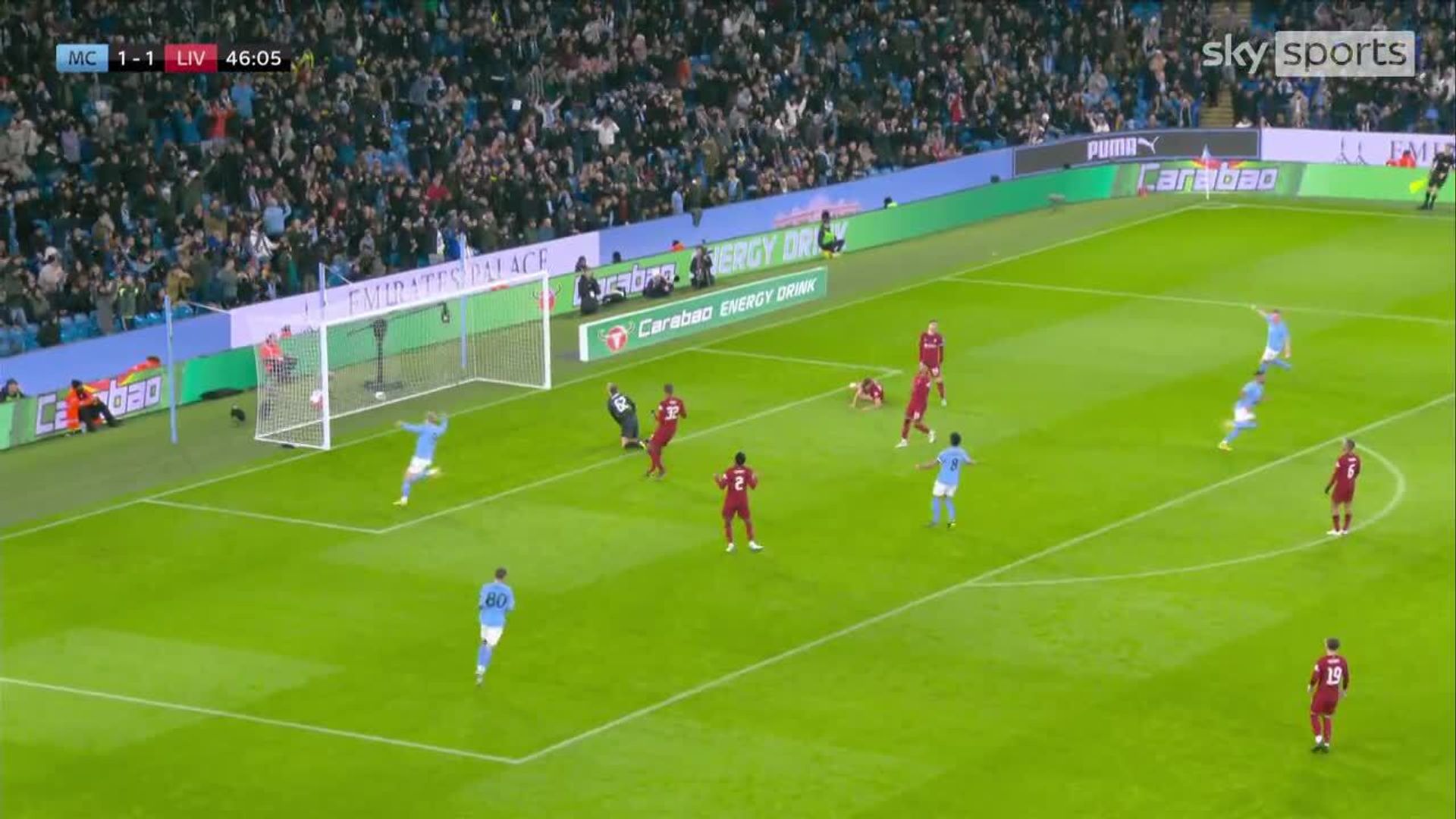 Beautiful control and finish by Mahrez for 2-1