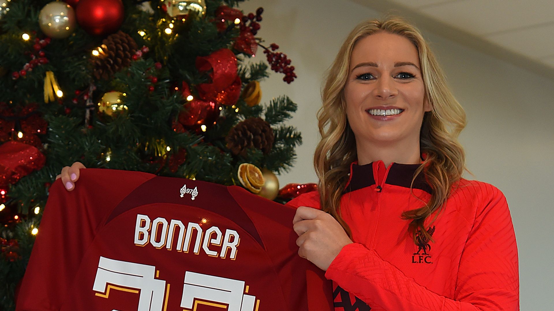 Liverpool re-sign title-winning captain Bonner