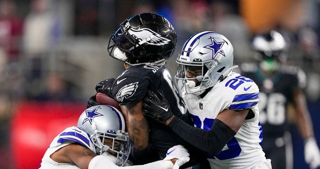 Panthers' D'Onta Foreman and Chuba Hubbard among Sunday's NFL Week 16  standouts - Sports Illustrated