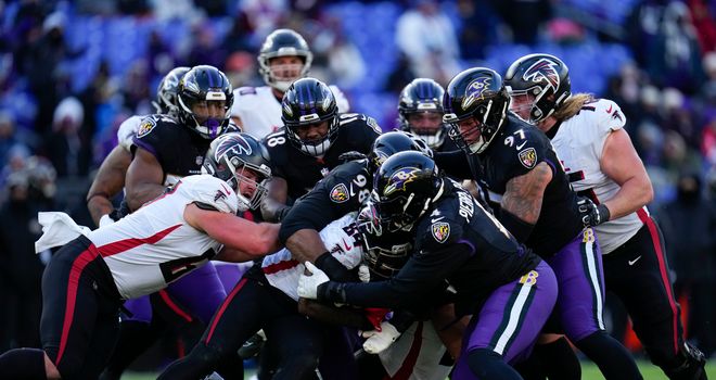 NFL Week 17 games live on Sky Sports: Dolphins @ Patriots, Vikings @  Packers, Steelers @ Ravens, NFL News