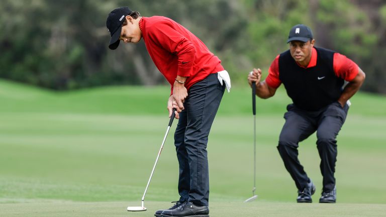 Vijay Singh et son fils Qass remportent le titre de champion PNC |  Tiger Woods : Une semaine incroyable |  Nouvelles du golf