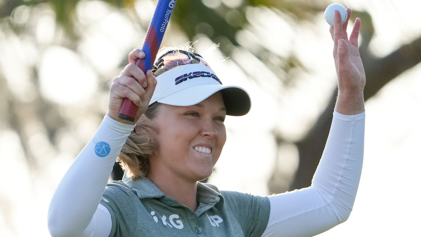 LPGA Tournament of Champions: Brooke Henderson holds off Charley Hull to win season-opener