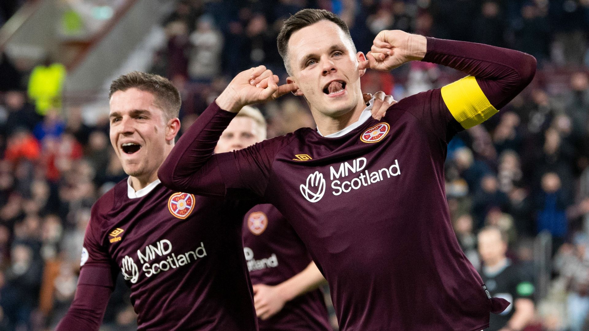 Hearts continue fine form with five-goal win over Aberdeen
