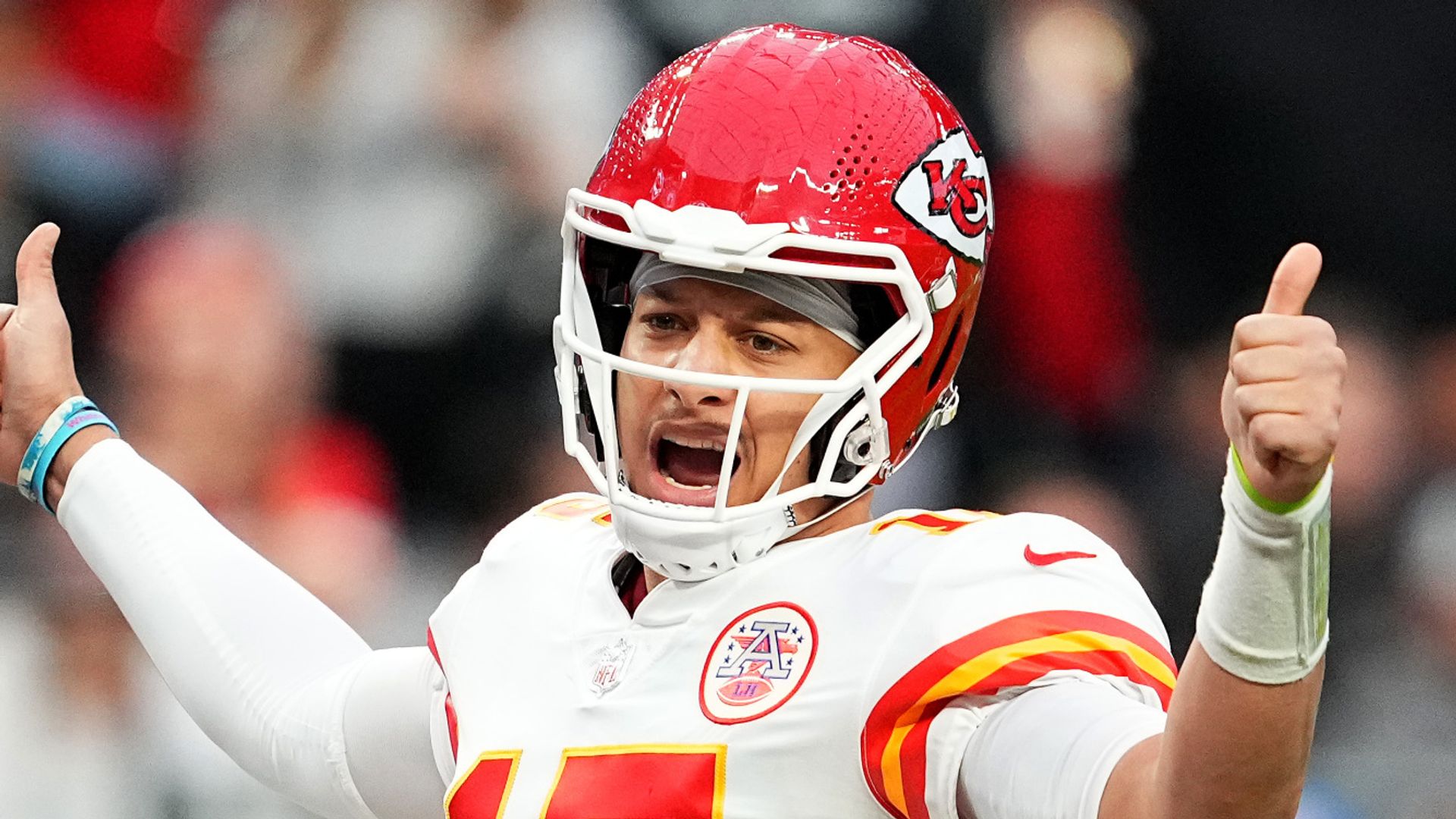 NFL Stats: Mahomes sets new yards record | Tomlin bags another winning season