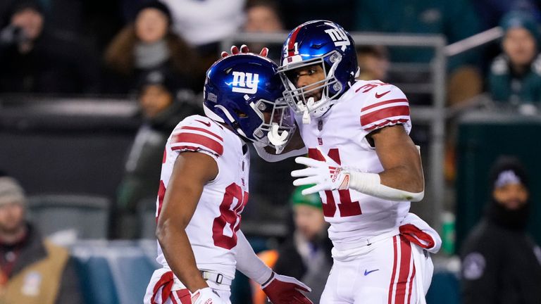 Matt Breida anotó el primer y único touchdown del juego para los New York Giants después de un poco de engaño en la zona roja por parte de la ofensiva.