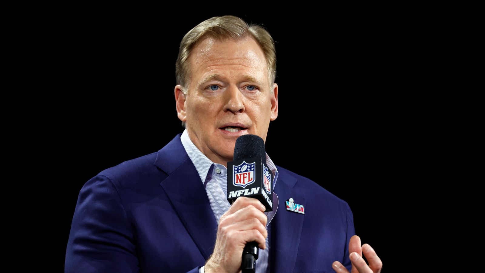 NFL Commissioner Roger Goodell receives three-year contract extension until March 2027