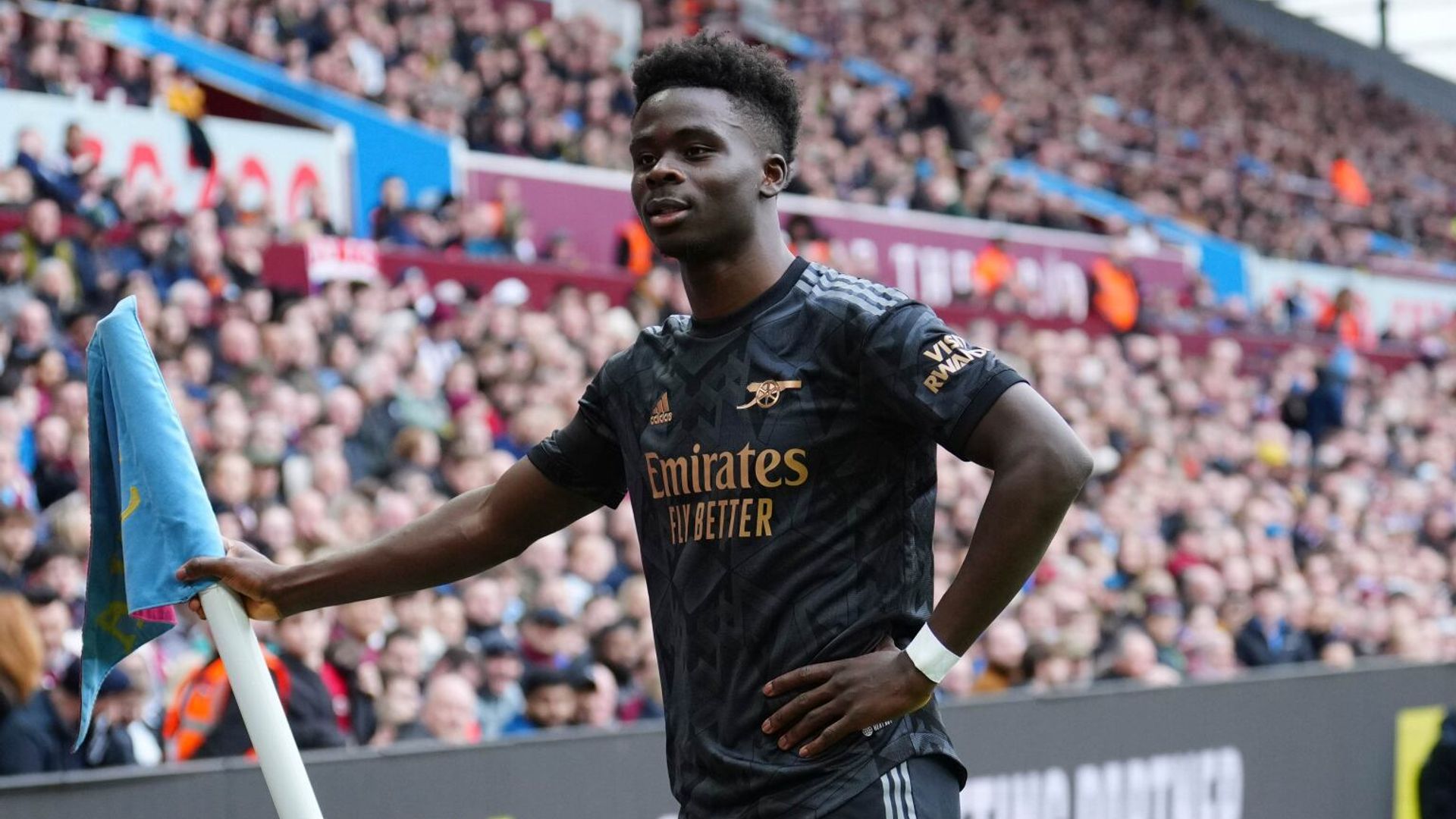 'Saka new deal a no-brainer' | 'He is unstoppable right now'