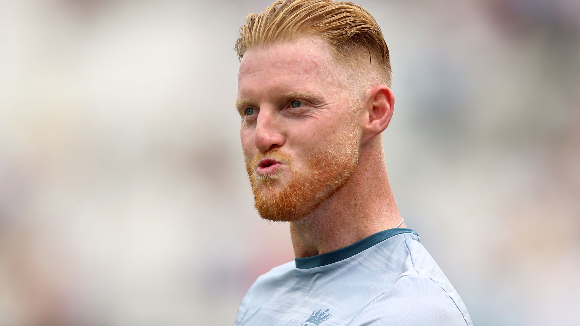 Broad: Foakes before Stokes as skipper on toilet!