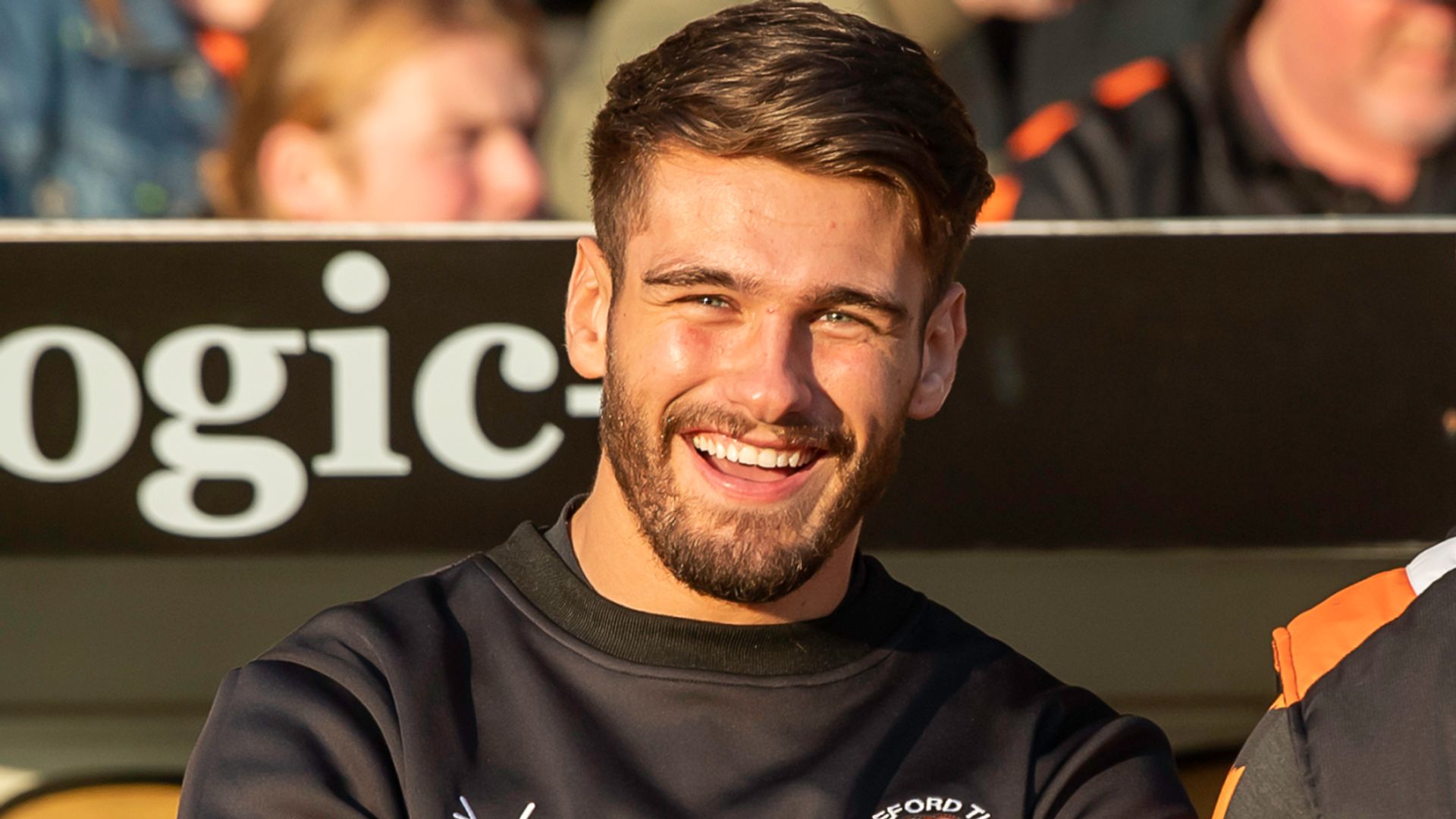 Love Island star O'Neill makes Super League return with Castleford