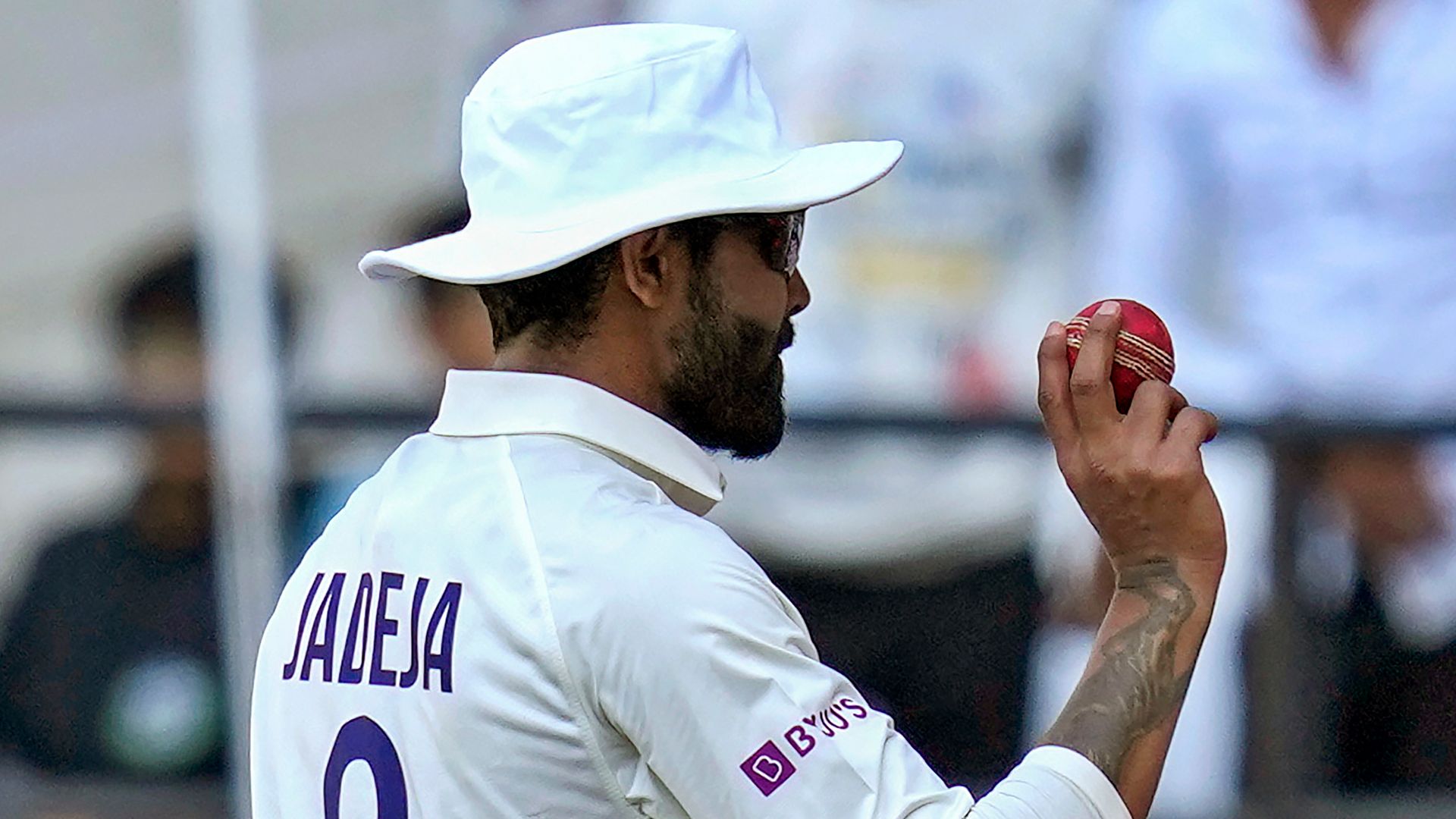 India say Jadeja used pain-relief cream on finger in Australia Test