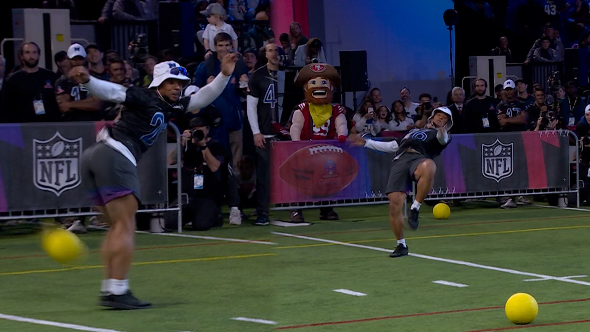 Barkley shows off mad Maxtrix-style dodgeball moves at Pro Bowl!