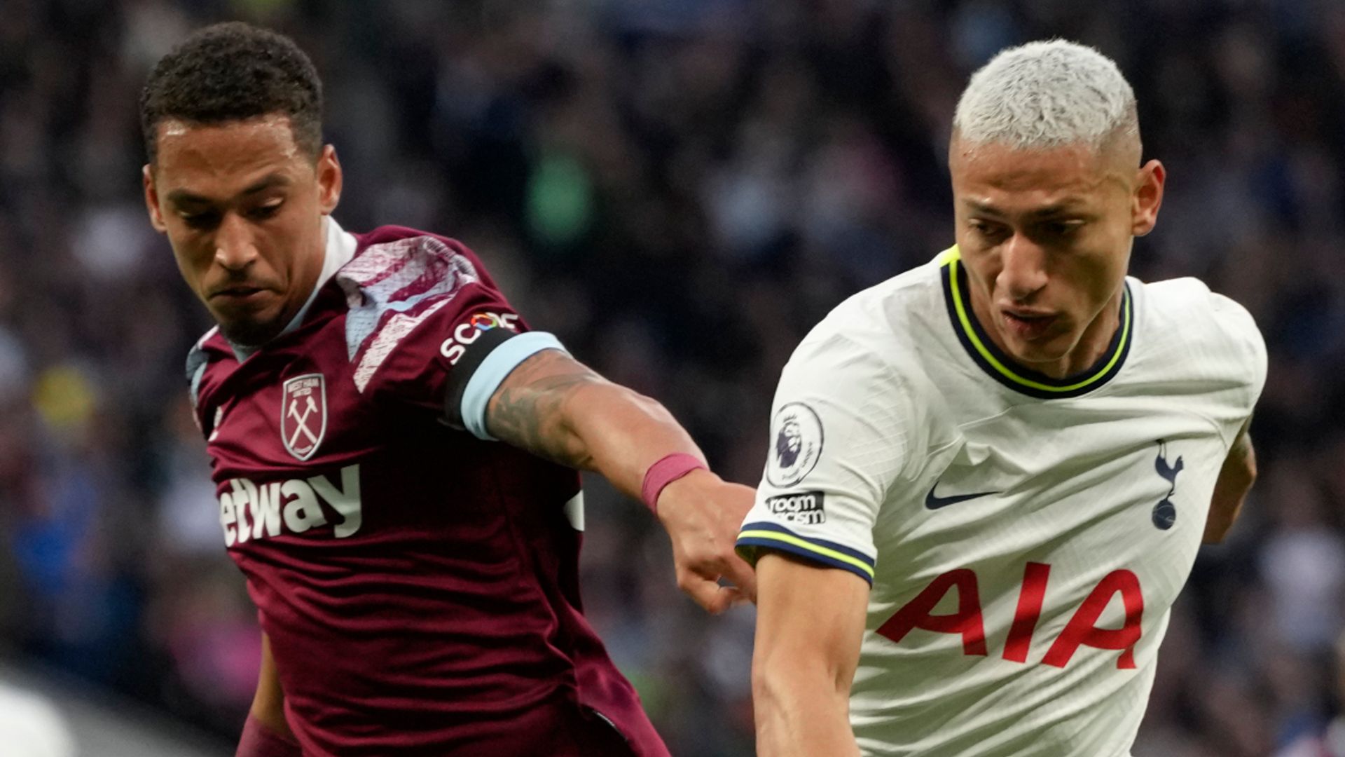 Ref Watch: Sabitzer 'lucky' to avoid red | 'Spurs should have been awarded pen'