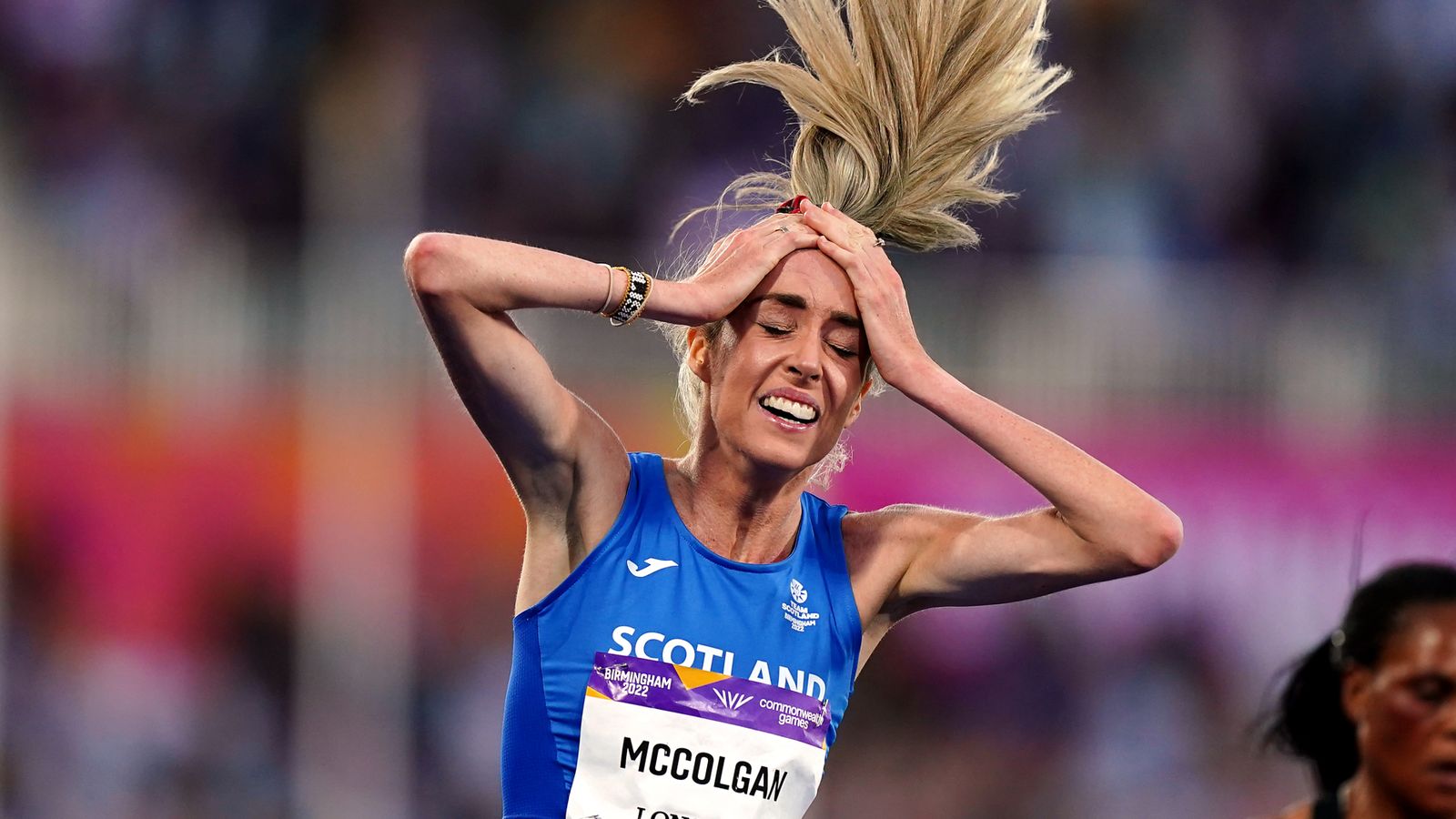 eilish-mccolgan-breaks-paula-radcliffe-s-british-women-s-10-000m-record-in-california
