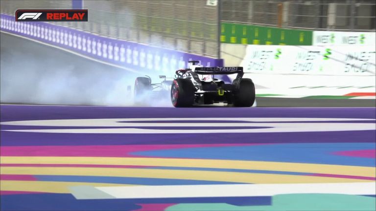 AlphaTauri's Nyck de Vries spins off track in the opening minutes of Q1 at the Saudi Arabia Grand Prix.