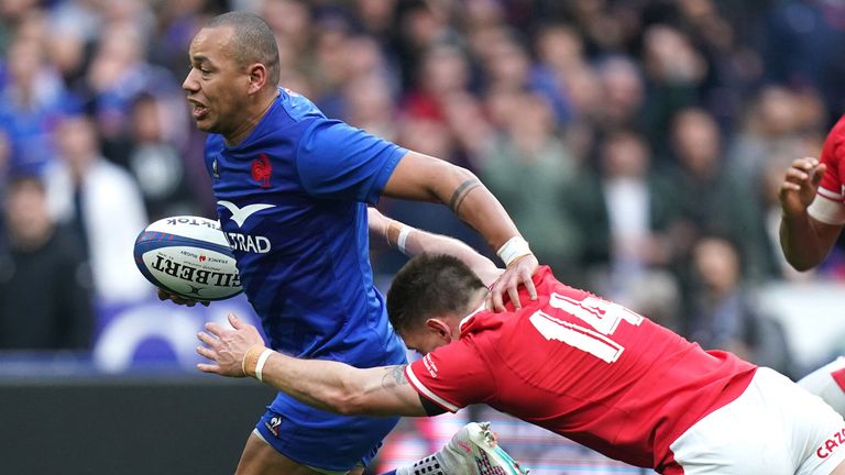 Gael Fickou broke away to score the bonus-point clinching fourth France try 