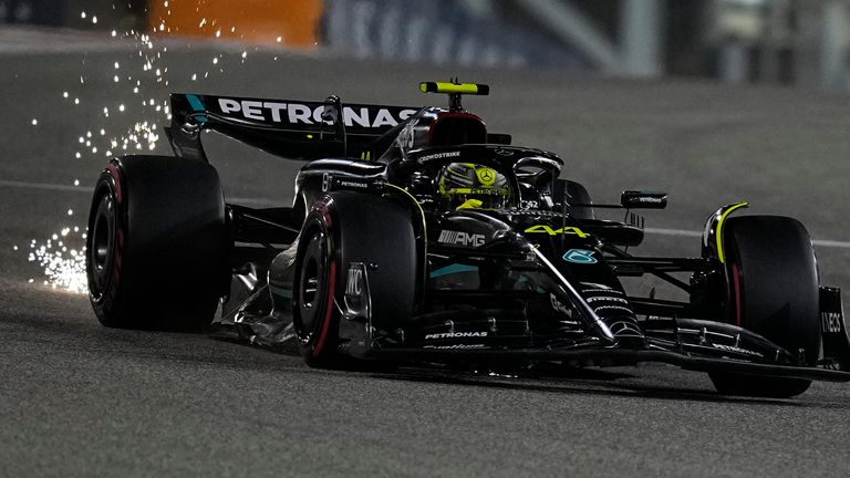 Lewis Hamilton positif tentang kemajuan yang dibuat oleh Mercedes meskipun kualifikasi ketujuh di Bahrain