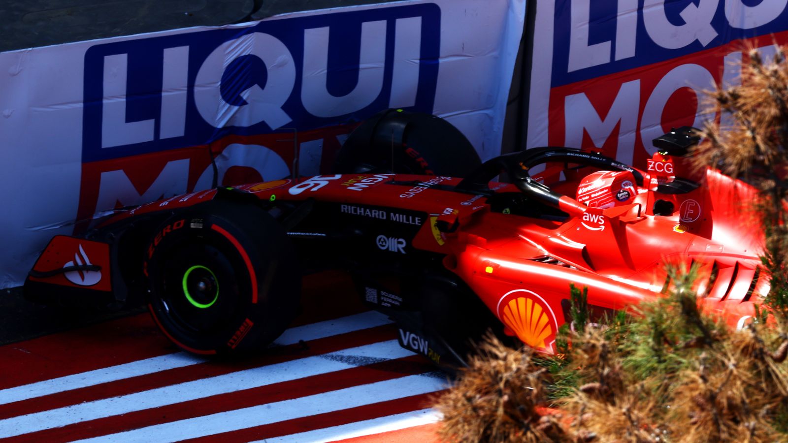 Azerbaijan GP Sprint Shootout: Charles Leclerc takes Sprint pole despite crashing in new format