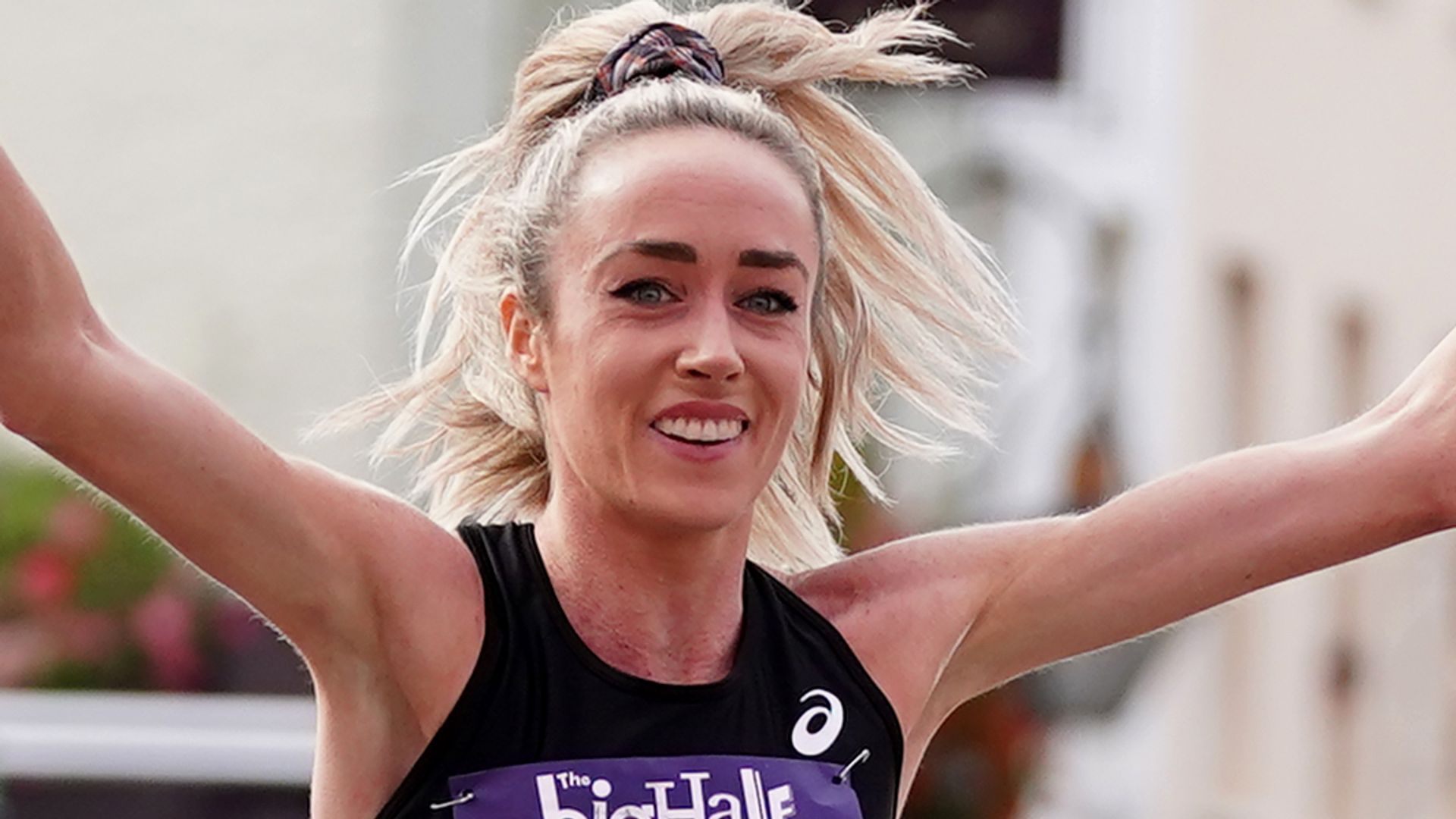McColgan ruled out of London Marathon with knee 'niggle'