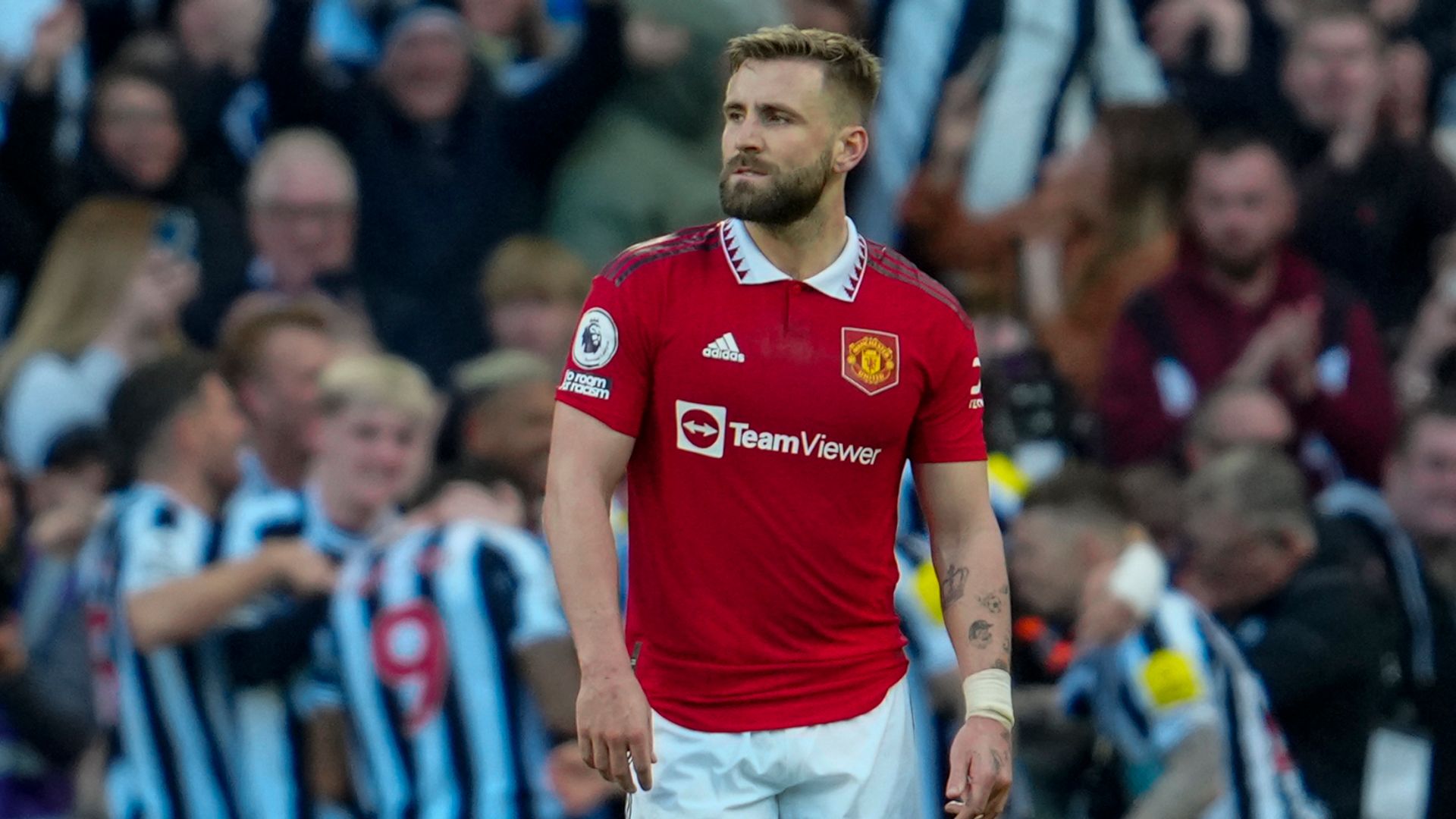 Shaw: Man Utd beaten by passion - it's unacceptable