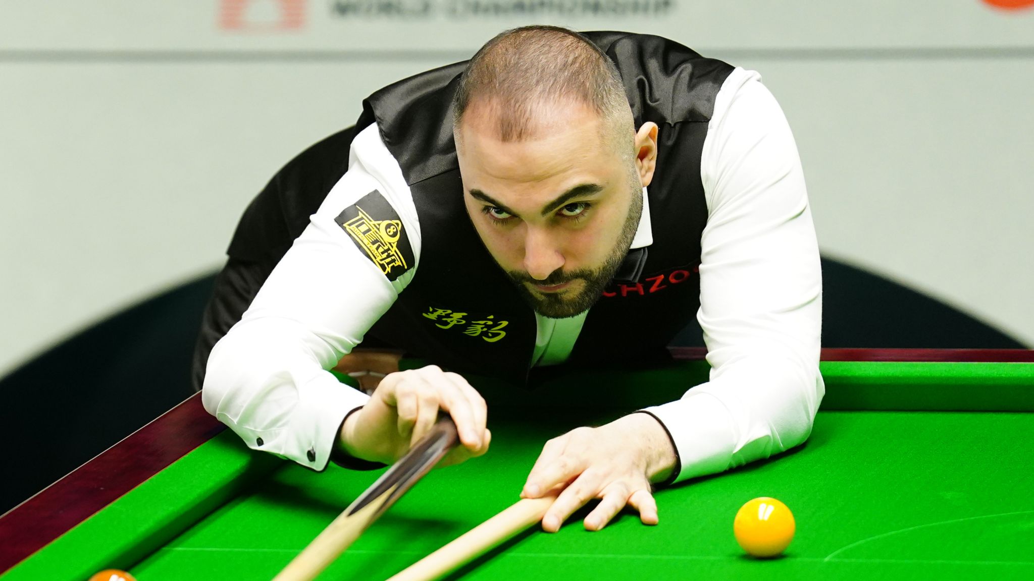 Hossein Vafaei smashes up reds against Ronnie OSullivan in World Snooker Championship Snooker News Sky Sports