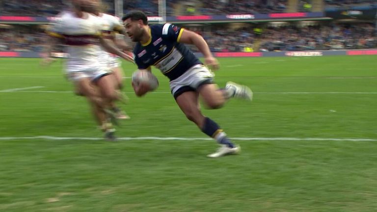 Leeds Rhinos' Rhyse Martin put the finishing touch on his team's break downfield after a fantastic pass from Blake Austin