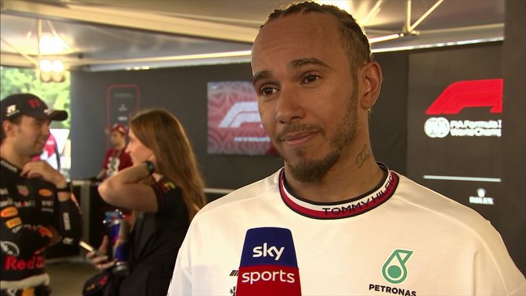 Lewis Hamilton mengatakan dia 'menghitung mundur hari' hingga peningkatan Mercedes setelah finis di urutan keenam di GP Azerbaijan