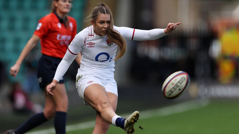 Holly Aitchison, Six Nations'da İngiltere'nin İtalya'ya karşı son galibiyetinde oynadı