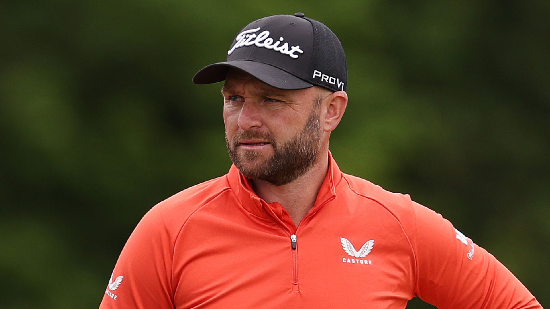 England's Sullivan three shots off lead at Dutch Open