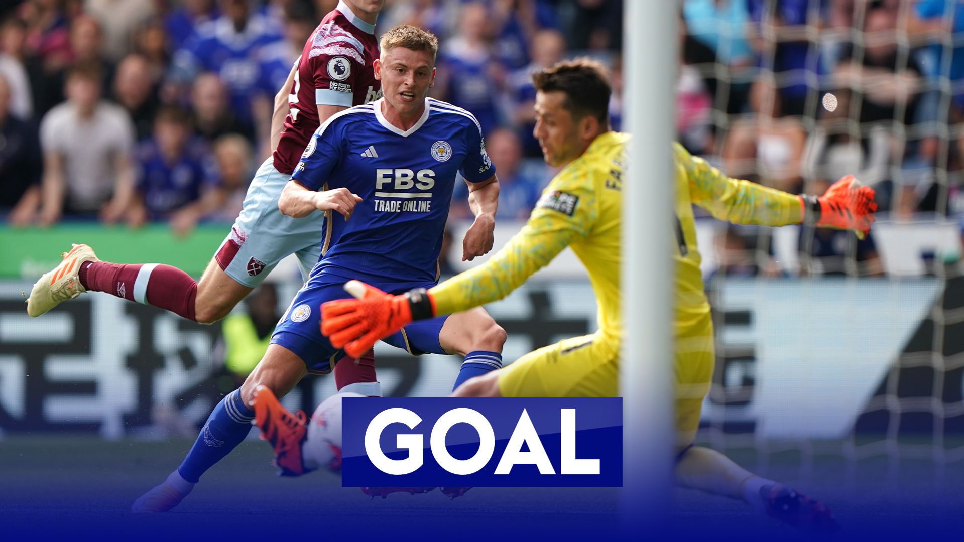 Barnes scores crucial opener for Leicester