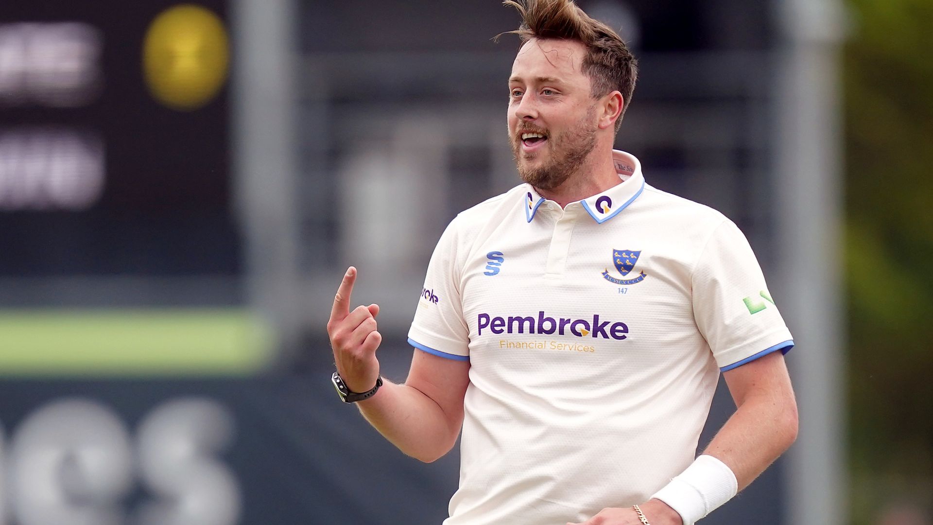 Robinson bags seven wickets for Sussex; Bairstow in action for Yorkshire